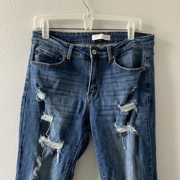 KanCan Size 13 30 Blue Mid Rise Distressed Ripped Knee Skinny Jeans - Picture 2 of 6